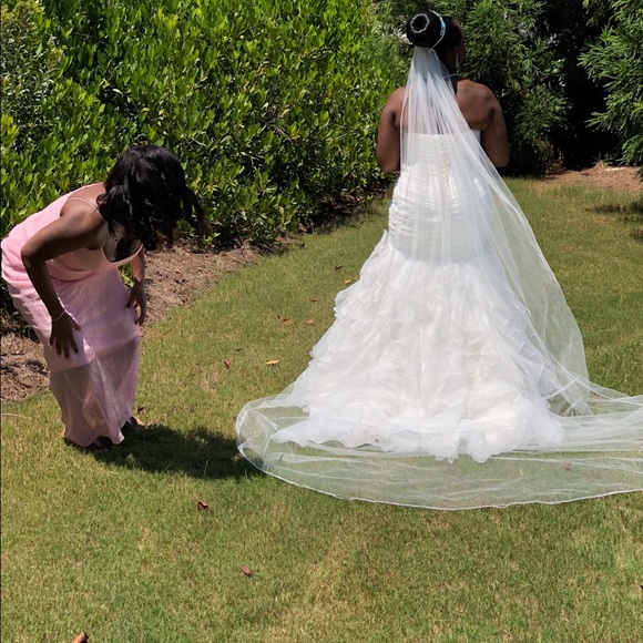 Wedding Dress - Picture 4 of 4